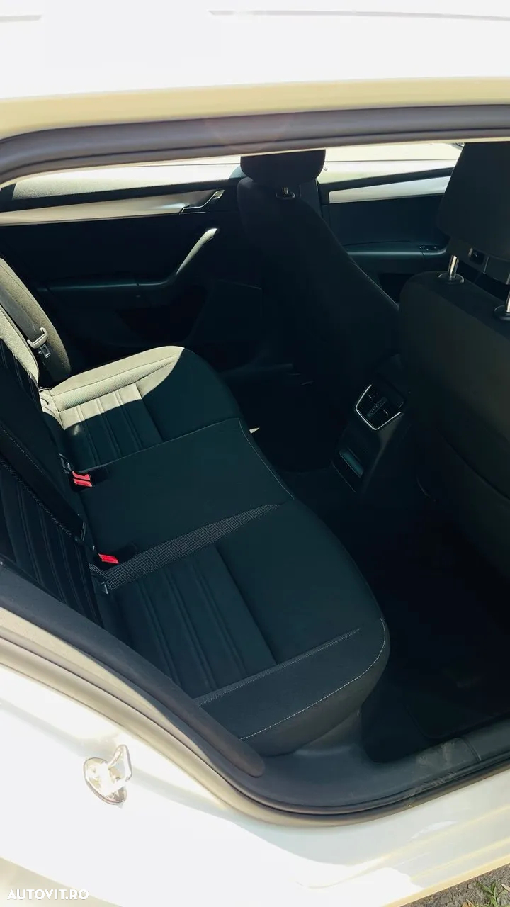 Skoda Octavia Combi 1.0 TSI Ambition - 5