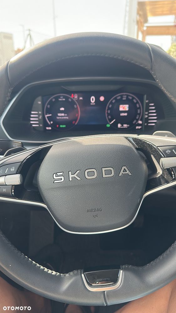 Skoda Octavia 1.5 TSI mHEV Selection DSG - 6
