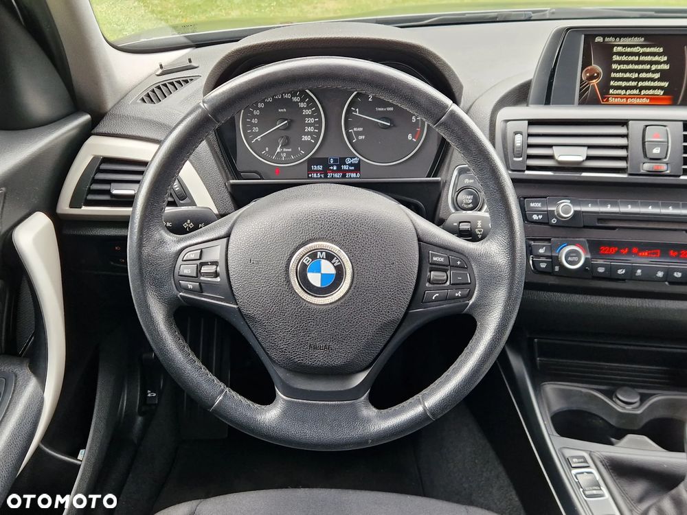 BMW Seria 1 116d EfficientDynamics - 24