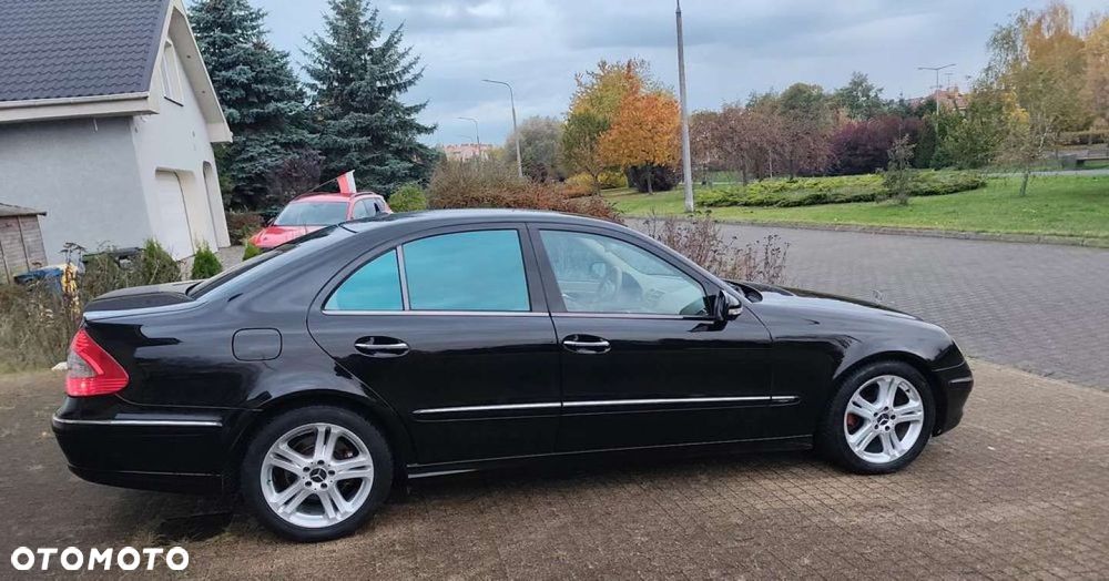 Mercedes-Benz Klasa E - 24