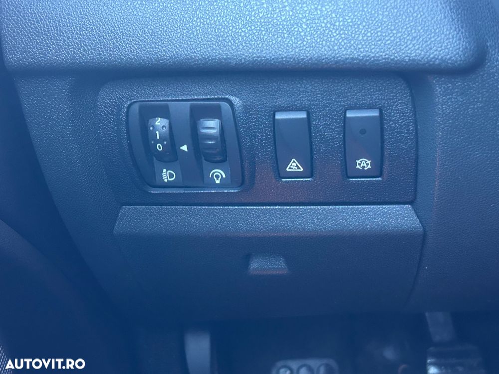 Renault Megane dCi 110 FAP Expression - 8