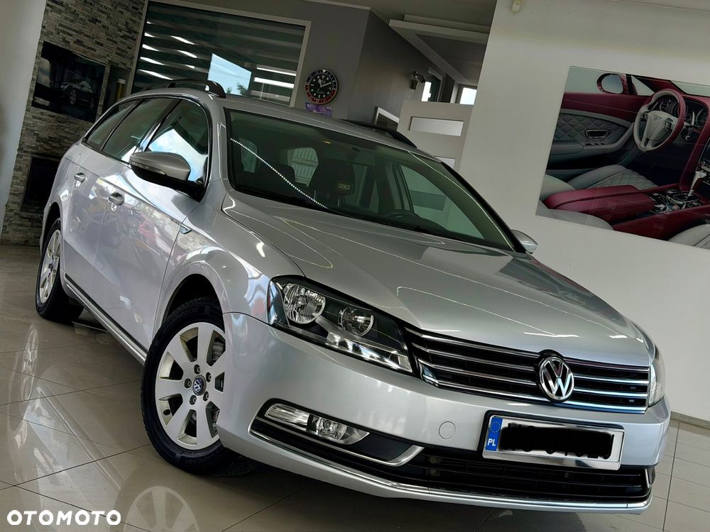 Volkswagen Passat 2.0 TDI Highline DSG - 2