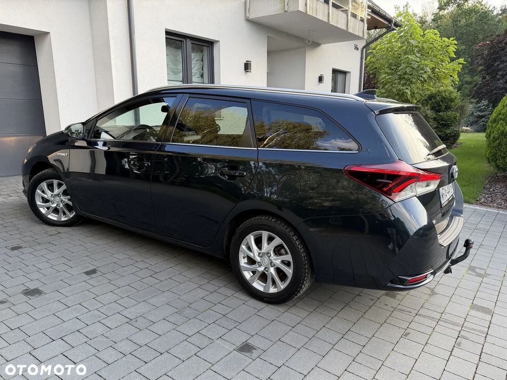 Toyota Auris - 24