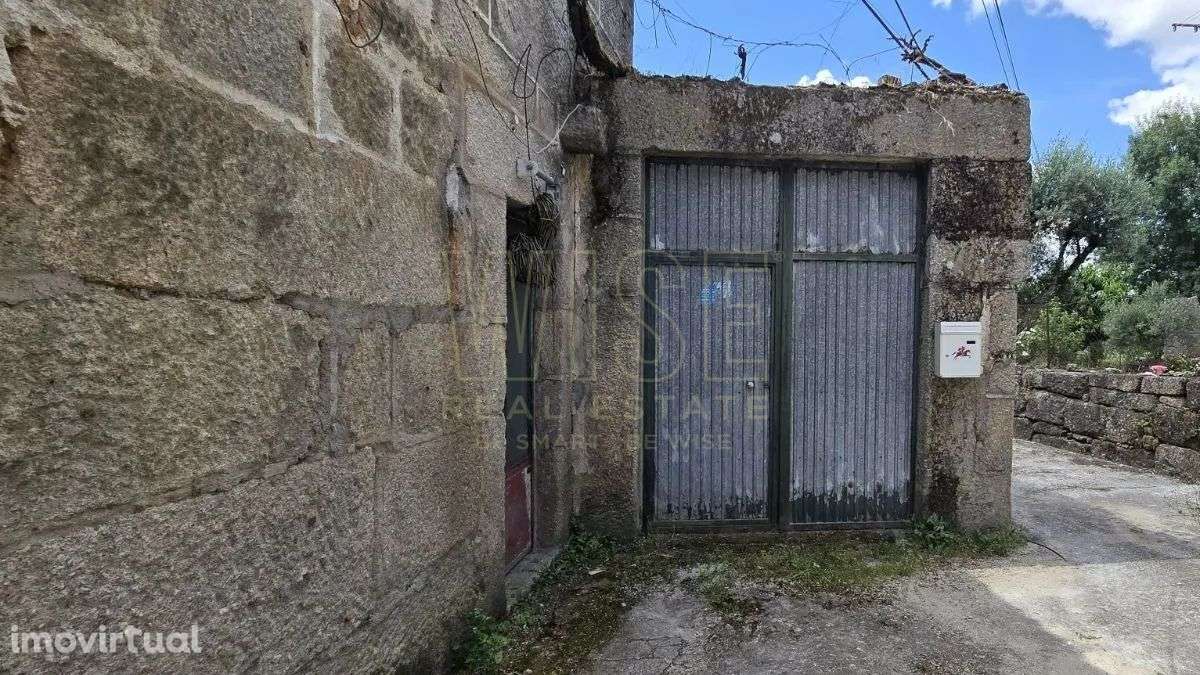 Moradia T3 - Lagares da Beira - Grande imagem: 3/32