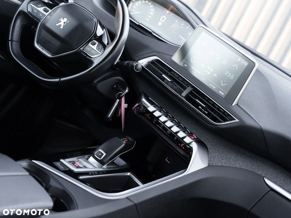 Peugeot 3008 BlueHDi 130 Stop & Start EAT8 Allure - 22