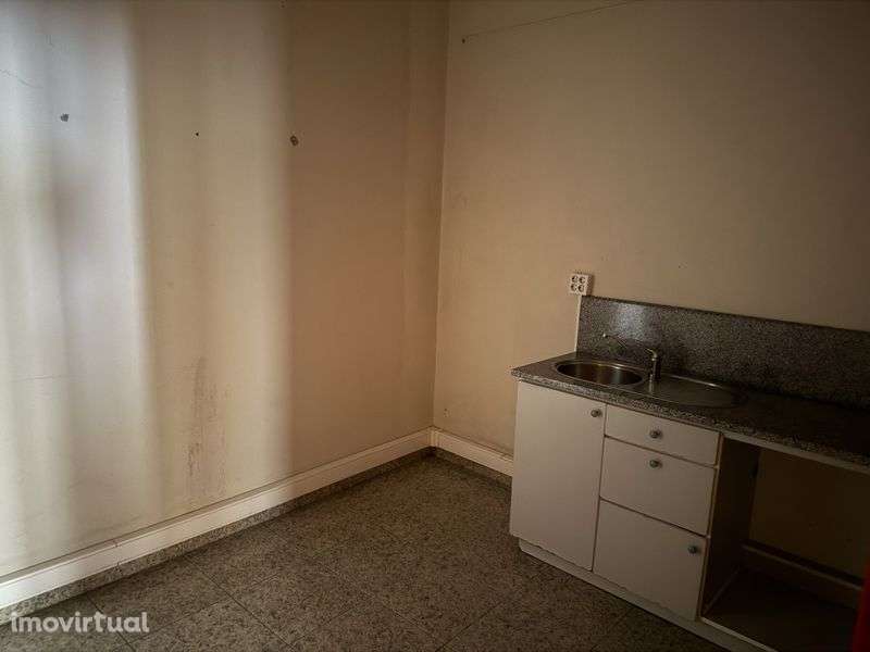 Arrenda-se Loja Centro Santo Tirso - Grande imagem: 5/8