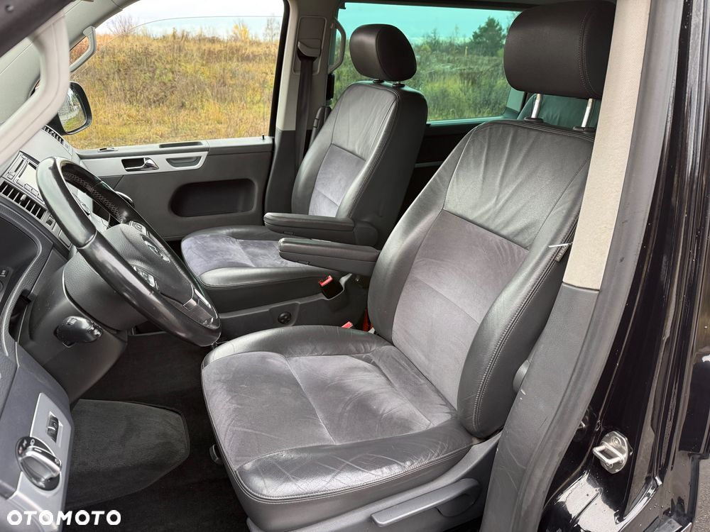 Volkswagen Multivan - 14