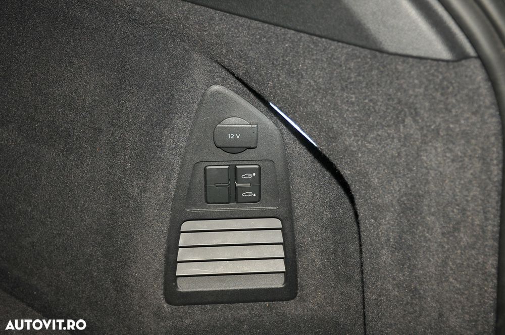 Volkswagen Touareg 3.0 V6 TDI SCR 4Motion Automatik Elegance - 30