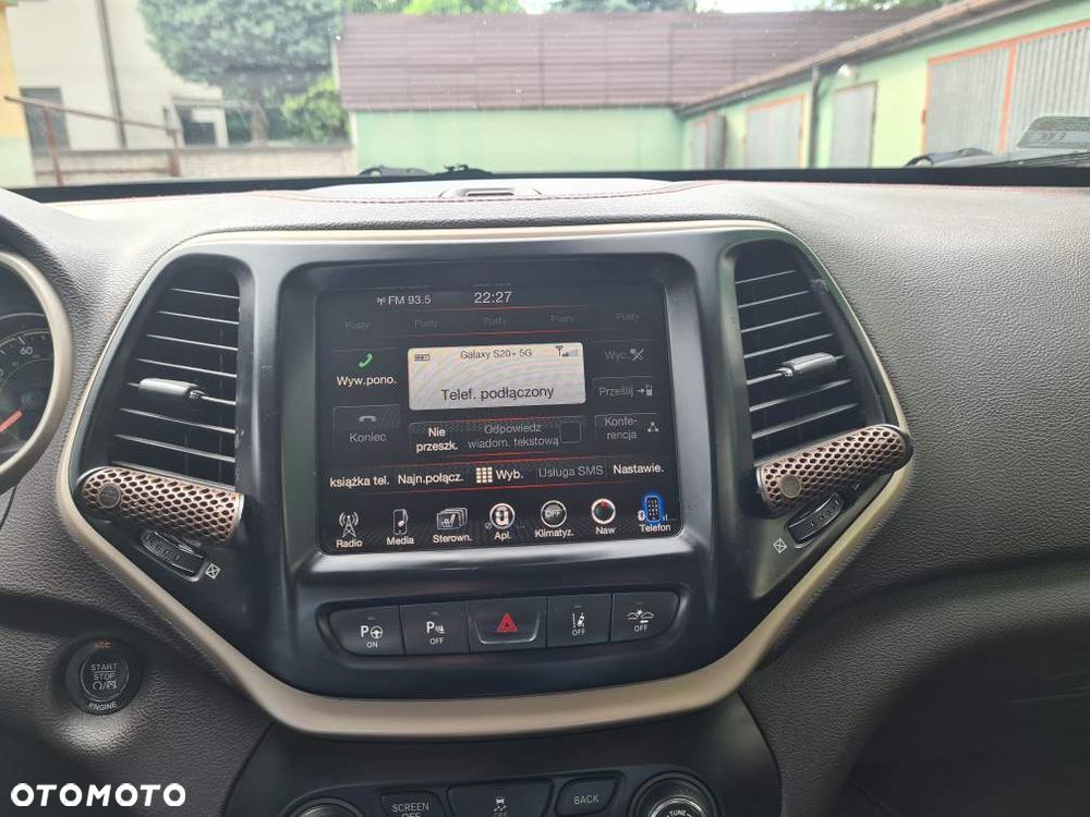 Jeep Cherokee 2014 photo 2