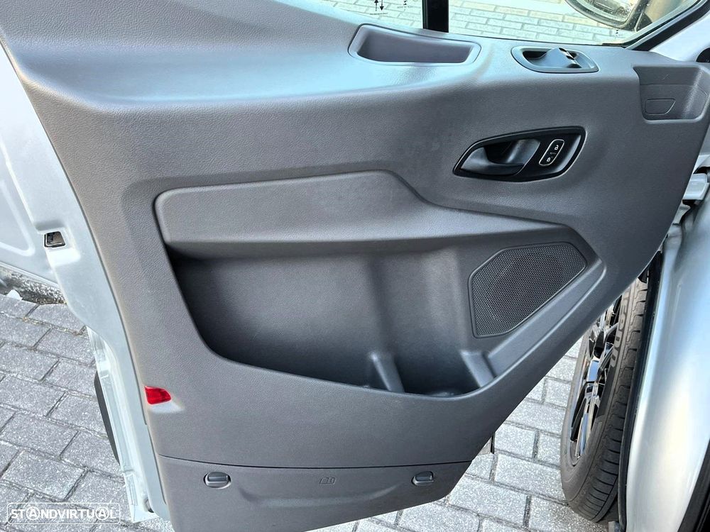 Ford Transit L2H2 2.0 TDCi Iva Dedutivel - 35