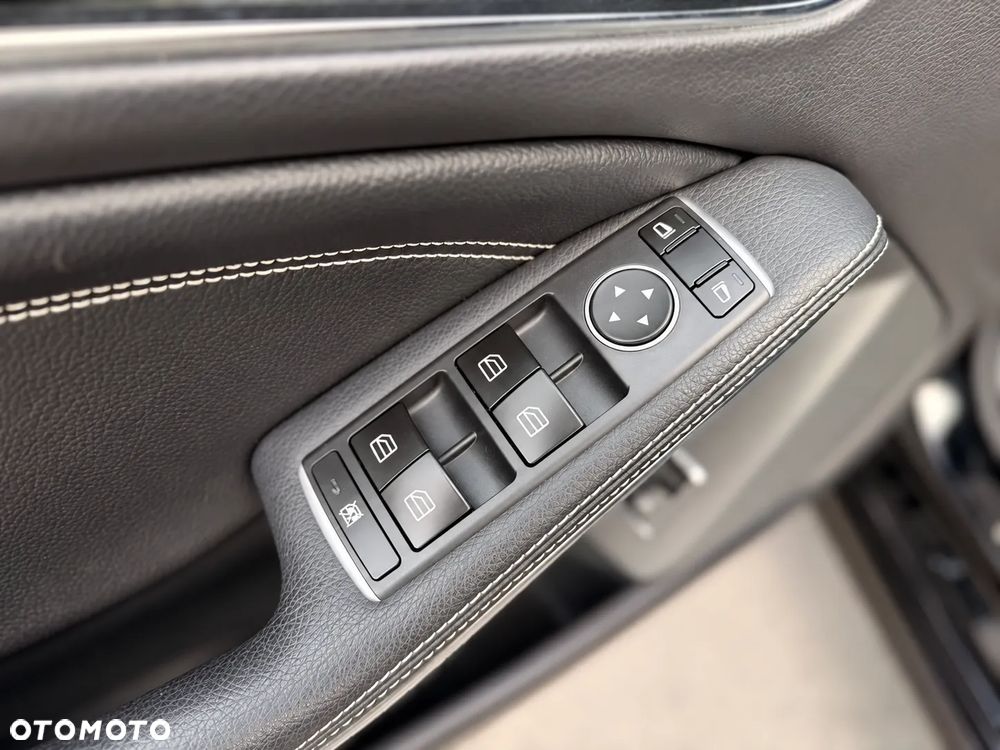 Mercedes-Benz CLA 250 4-Matic - 26