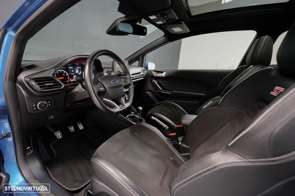 Ford Fiesta 1.5 EcoBoost ST - 16