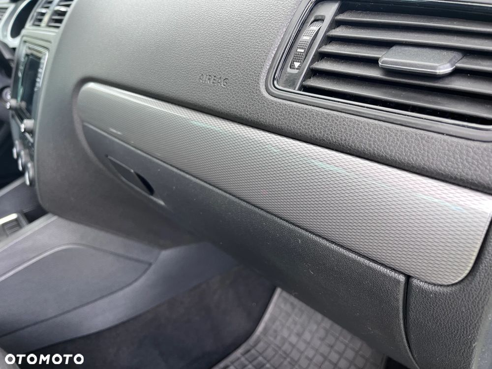 Volkswagen Jetta 1.4 TSI BMT Comfortline - 21