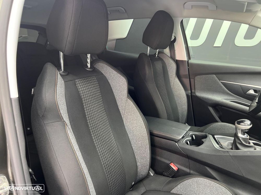 Peugeot 3008 1.5 BlueHDi Allure - 44