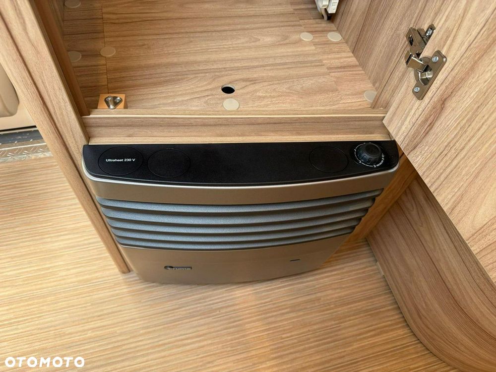 Hymer-Eriba Nova Light 465 - 9