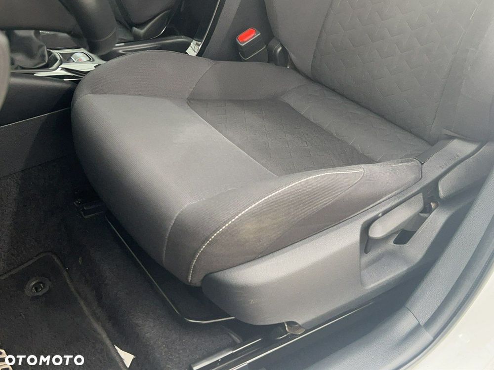 Toyota Corolla 1.2 T Comfort - 17