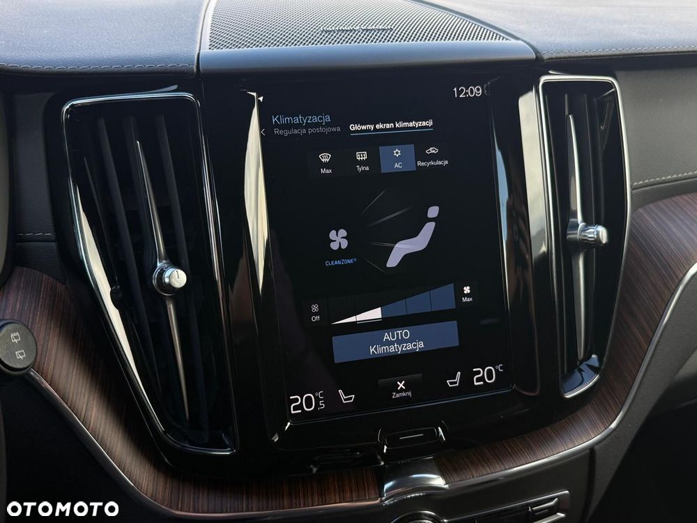 Volvo XC 60 B5 D AWD Geartronic Inscription - 25