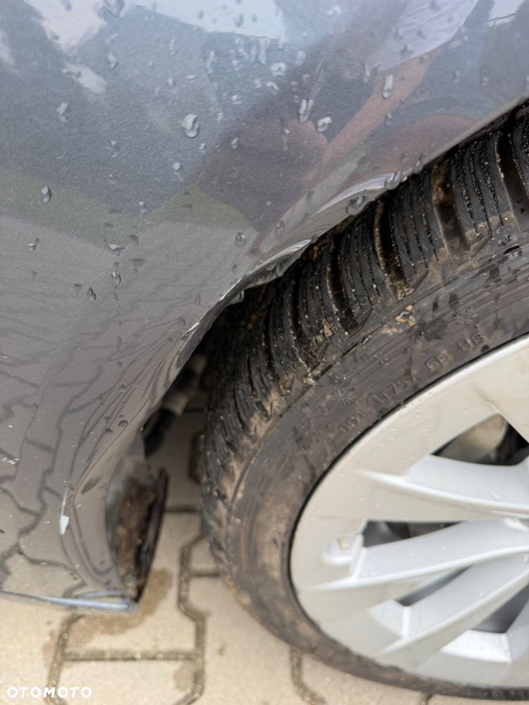 Tesla Model 3 - 13