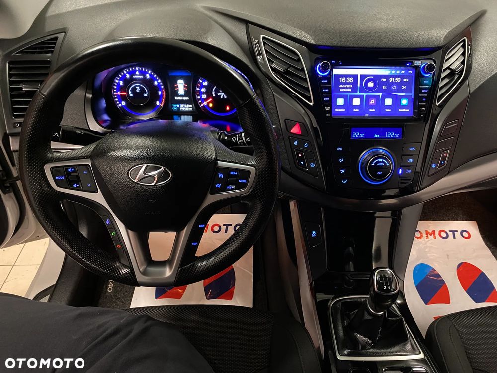 Hyundai i40 2.0 Premium - 14