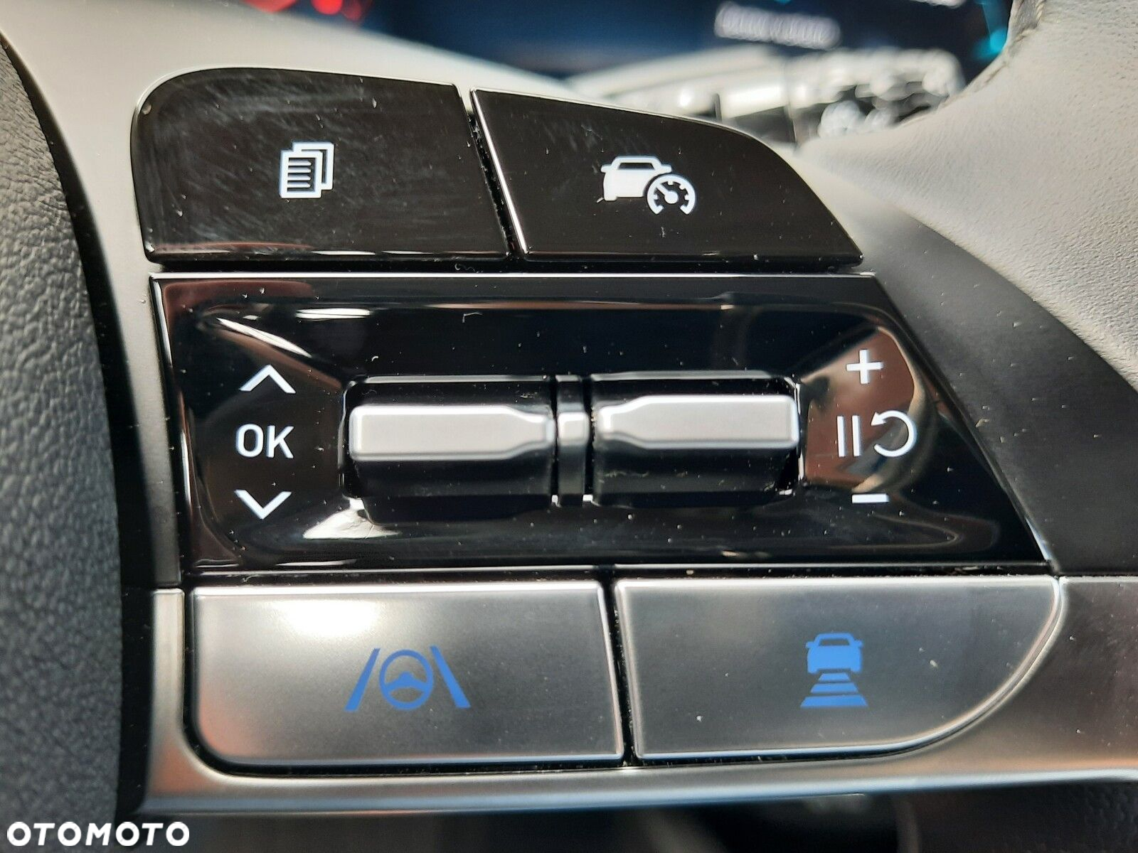 Hyundai Elantra 1.6 Smart CVT - 30
