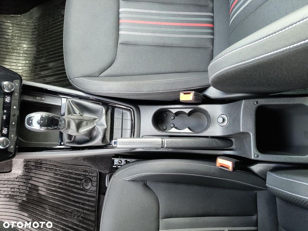 Skoda Kamiq 1.5 TSI Monte Carlo DSG - 30