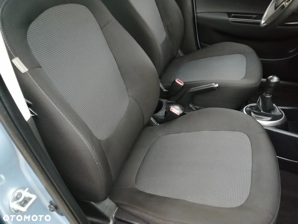 Hyundai i20 1.25 Classic + - 28