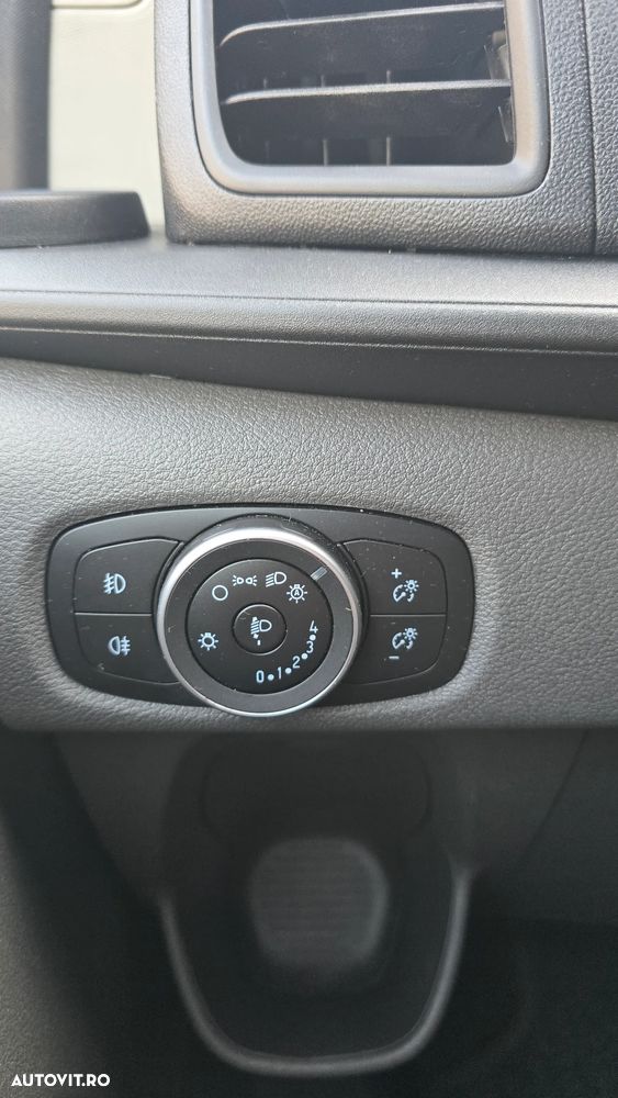 Ford Transit Custom - 8