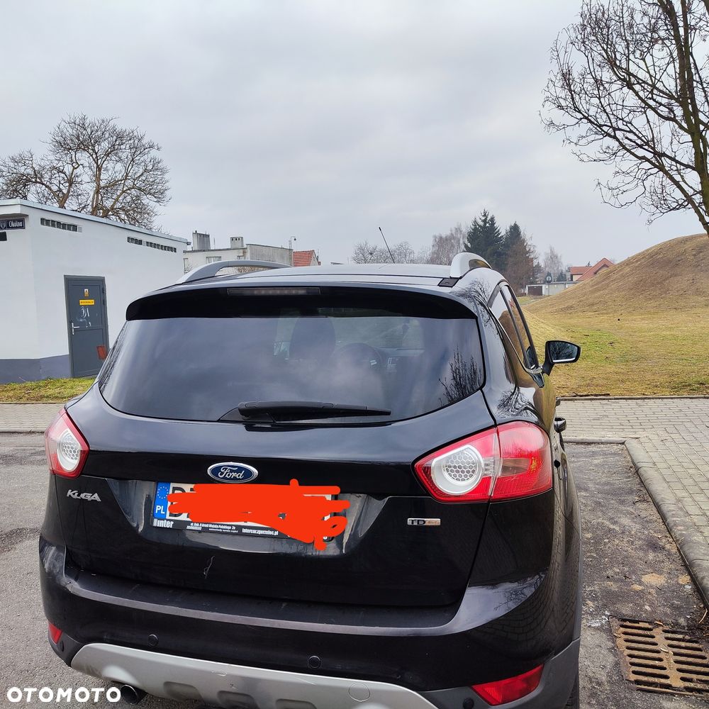 Ford Kuga - 2