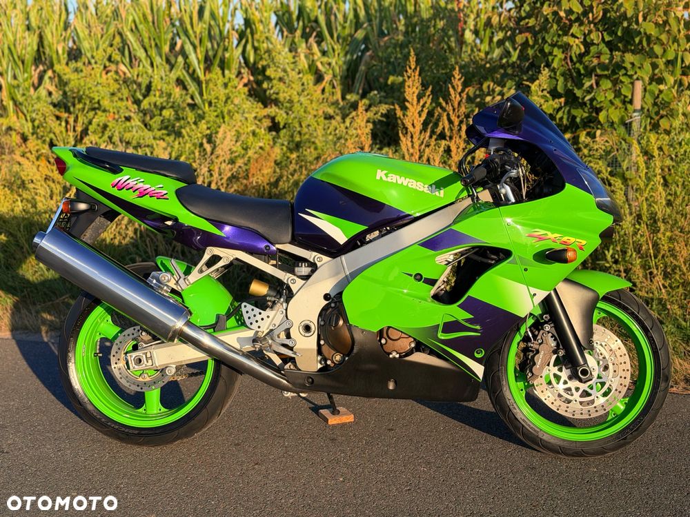 Kawasaki ZXR - 16