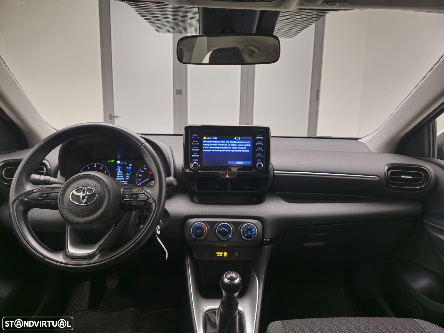 Toyota Yaris 1.0 VVT-i Comfort Plus - 8
