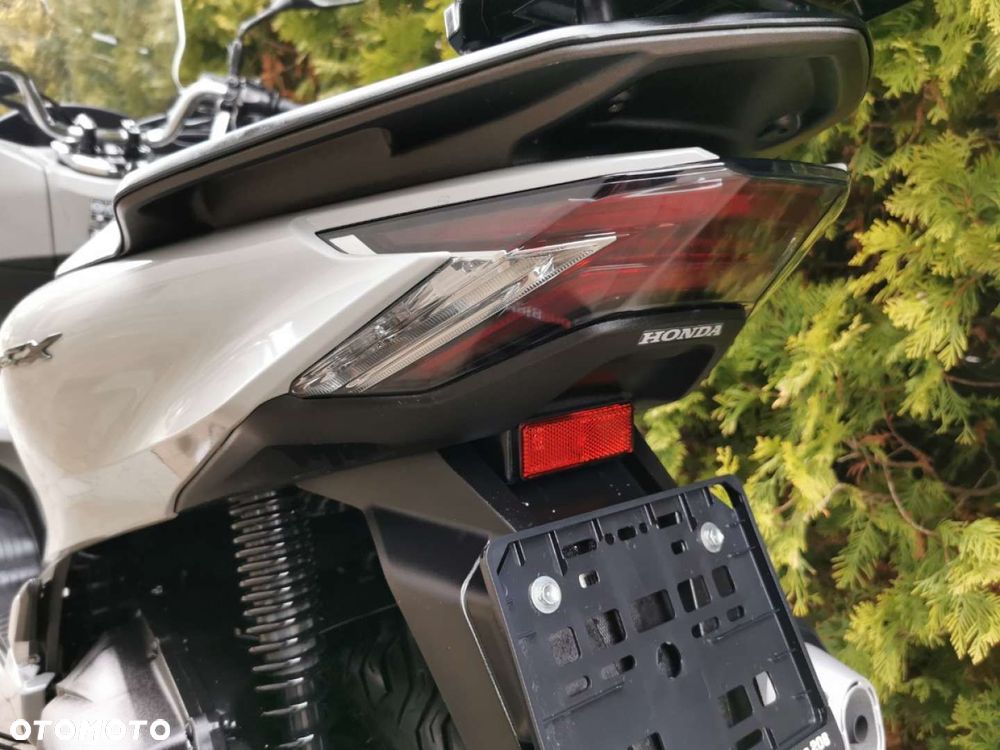 Honda PCX - 12