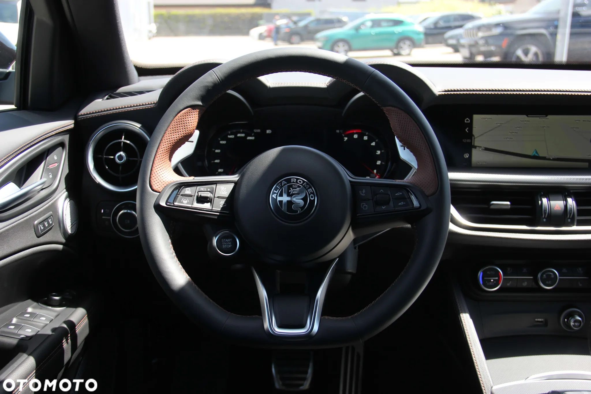Alfa Romeo Stelvio - 14