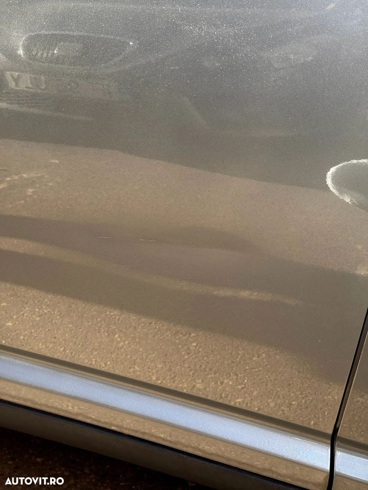 Toyota Avensis 1.6 Comfort - 31