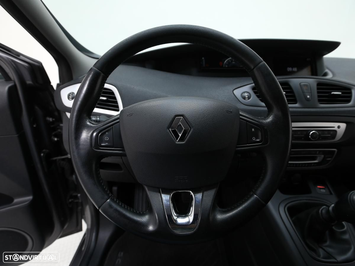 Renault Mégane Scénic - 17