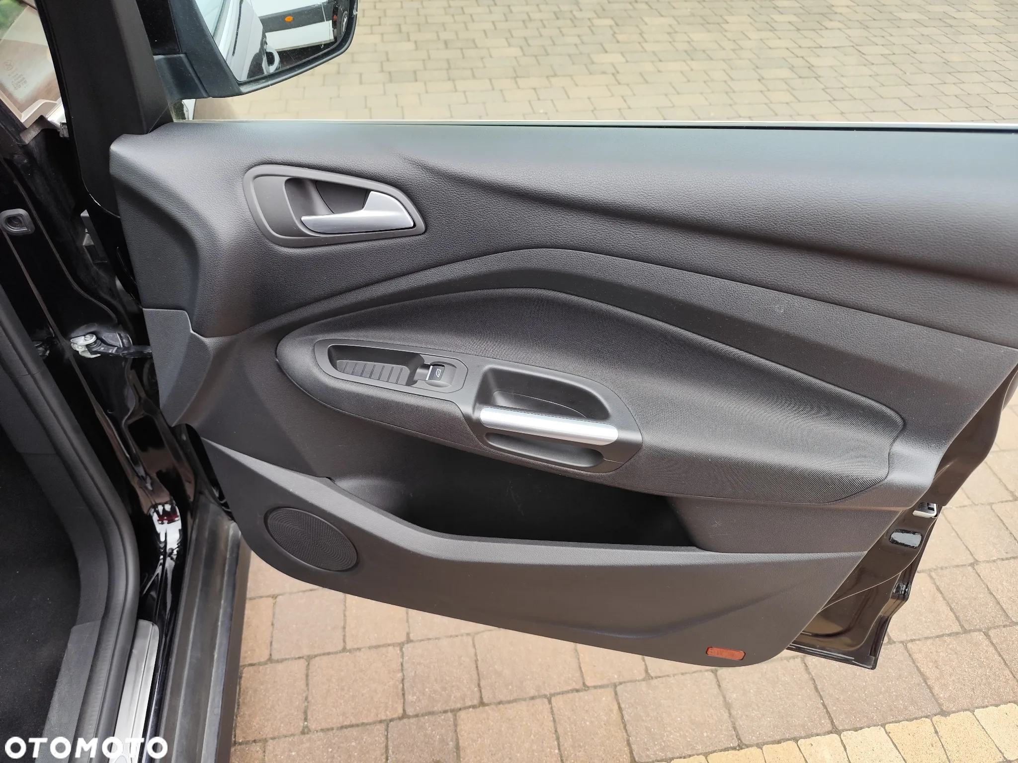 Ford C-MAX 1.5 TDCi Titanium - 25