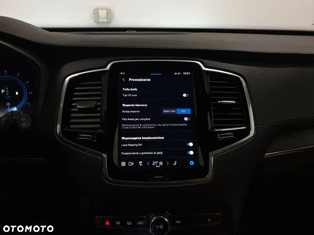 Volvo XC 90 B5 D AWD R-Design 7os - 22