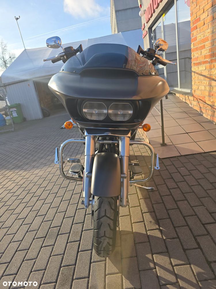 Harley-Davidson Touring Road Glide - 9