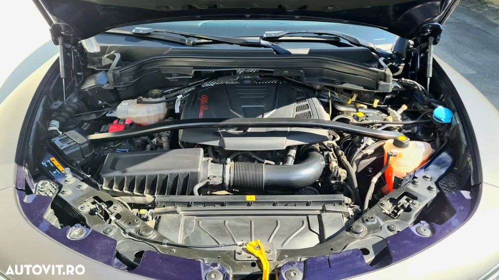 Alfa Romeo Stelvio 2.0 Turbo 16V AT8-Q4 Sprint - 13