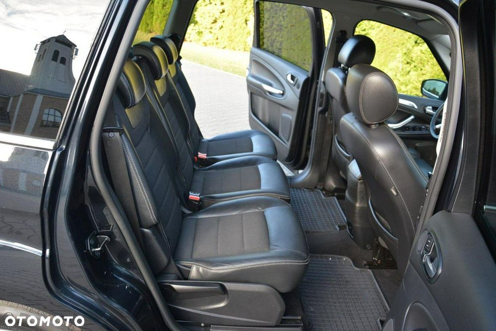 Ford S-Max 2.0 Titanium - 18