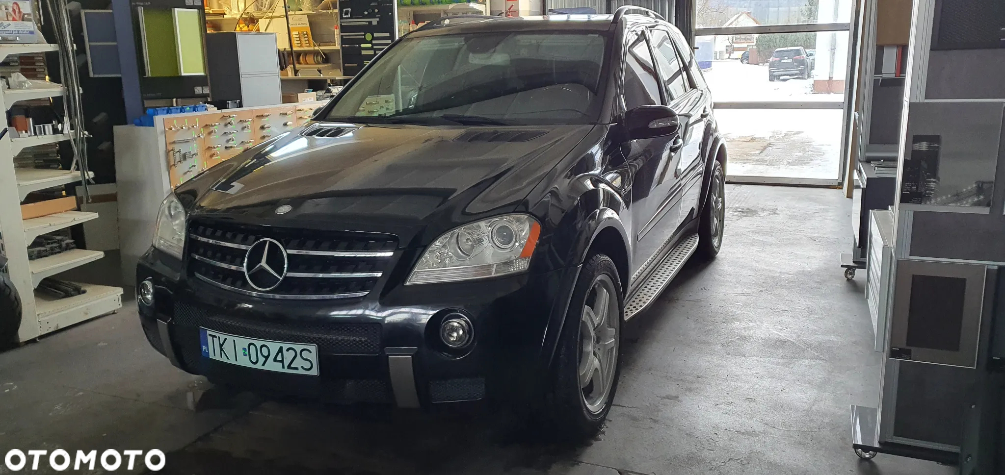 Mercedes-Benz ML 63 AMG 4-Matic - 25