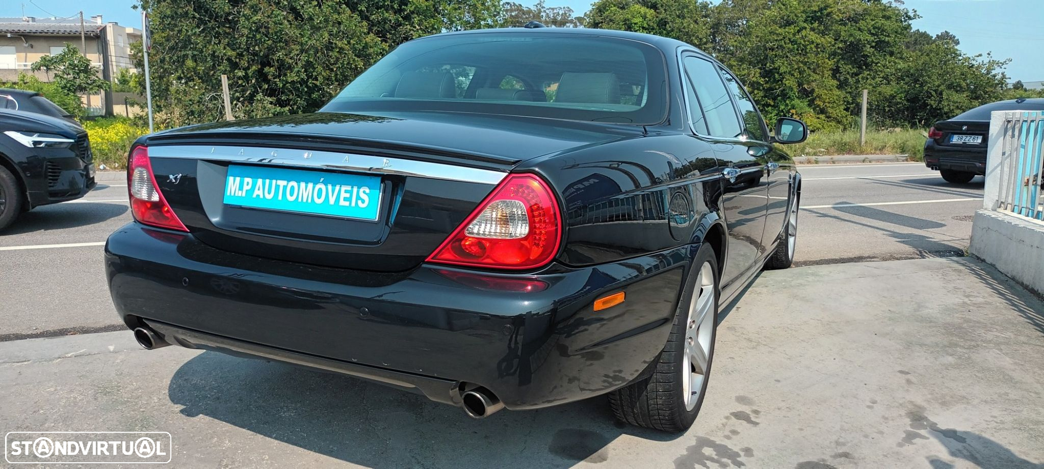 Jaguar XJ - 2