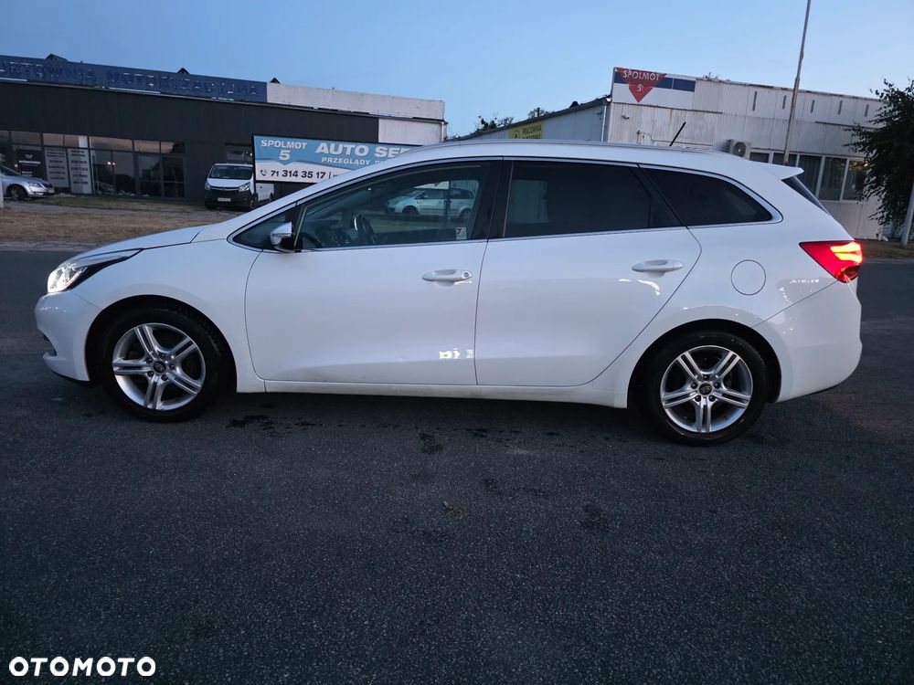 Kia Ceed 1.6 GDI L Business Line - 7