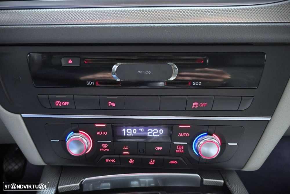 Audi A6 2.0 TDI Exclusive - 30