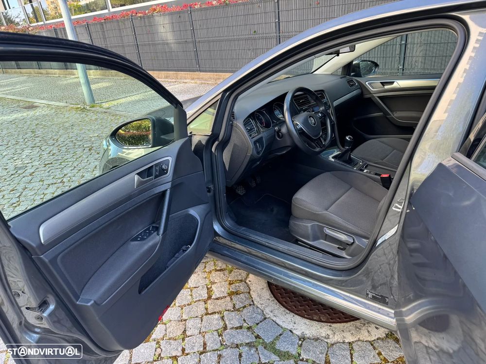 VW Golf 1.0 TSI Trendline Pack - 7