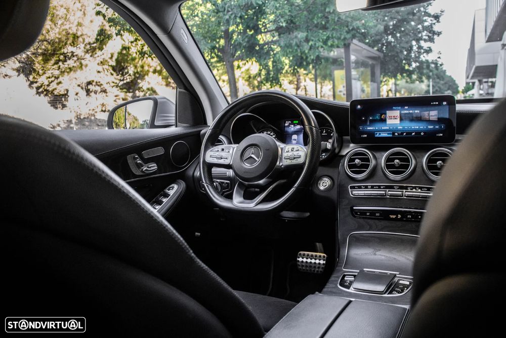 Mercedes-Benz GLC 300 de 4Matic 9G-TRONIC AMG Line - 33