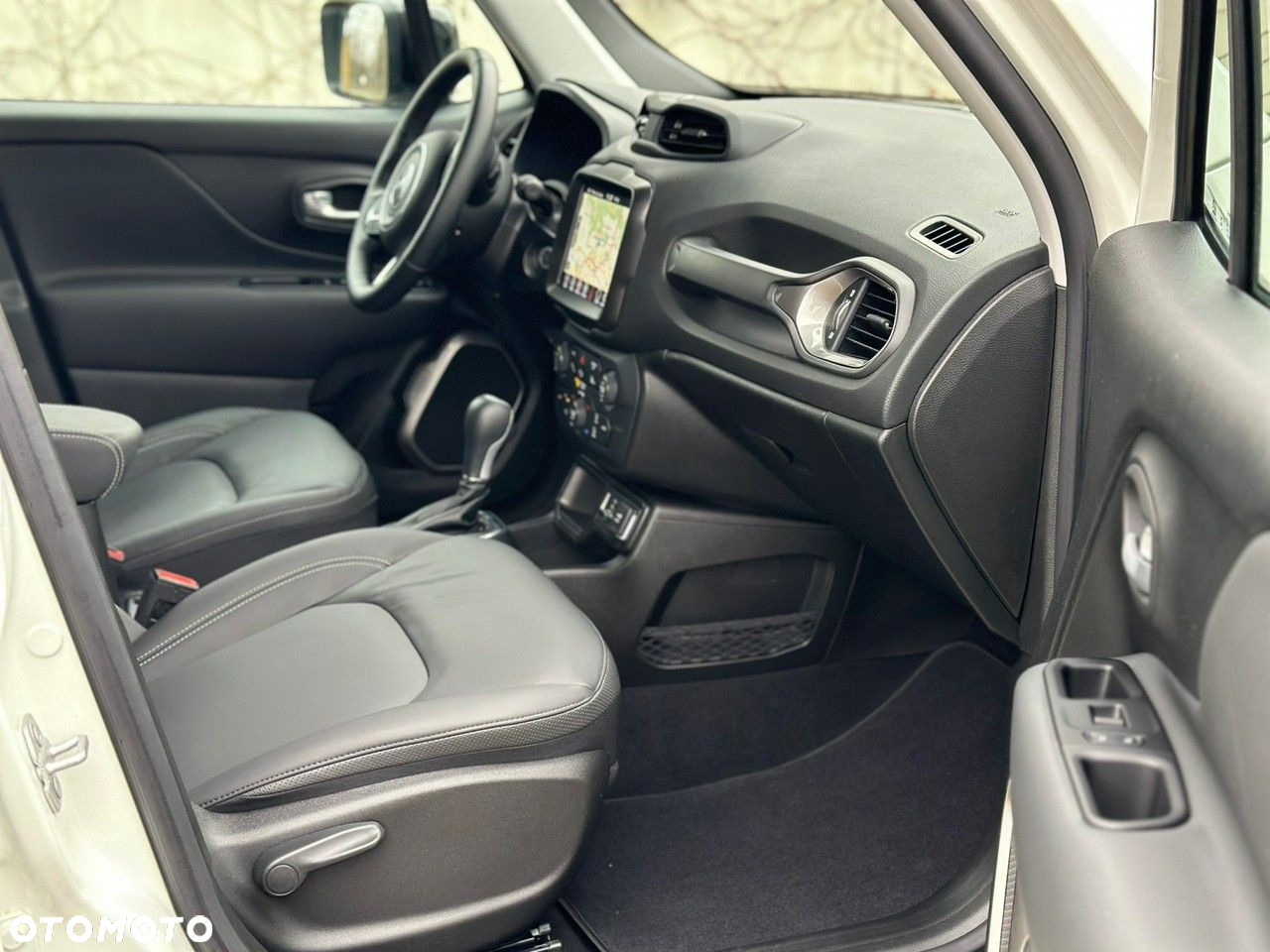 Jeep Renegade - 17