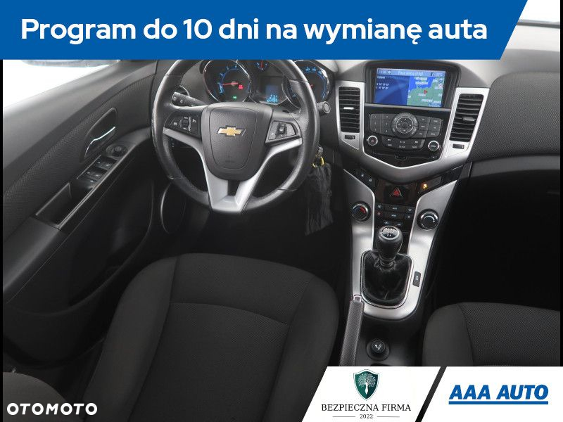 Chevrolet Cruze - 8