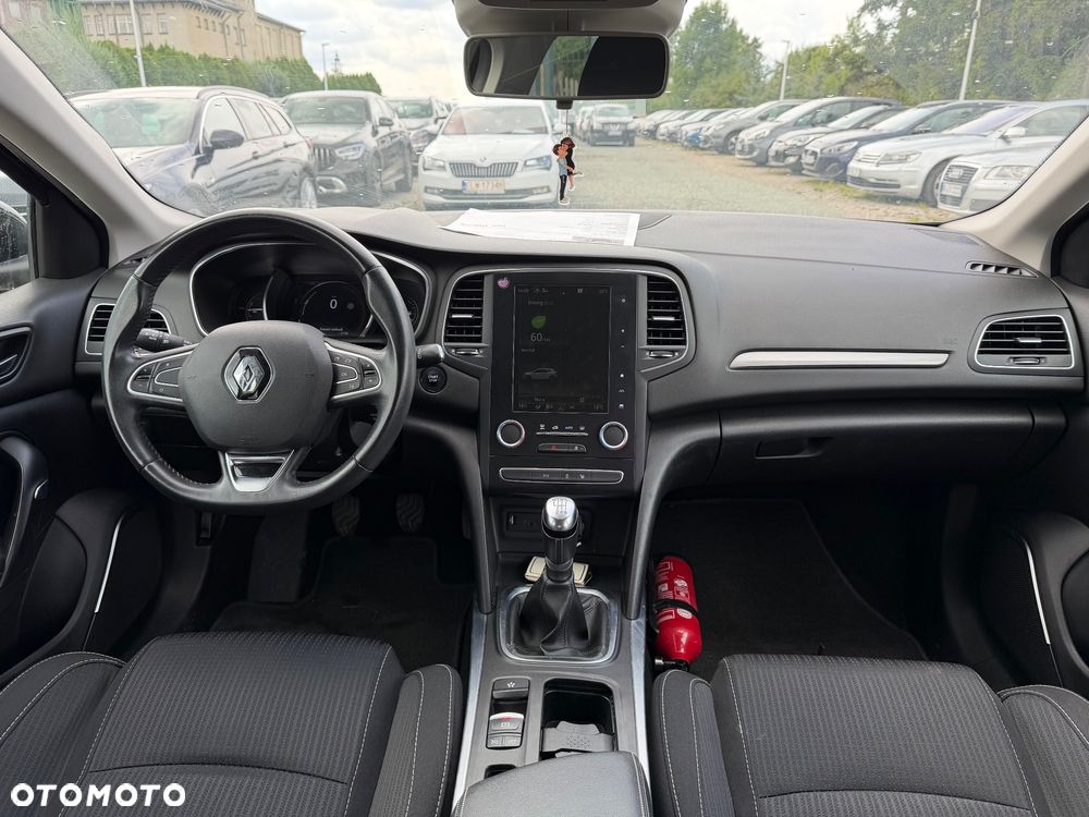 Renault Megane TCe 115 GPF LIMITED - 28