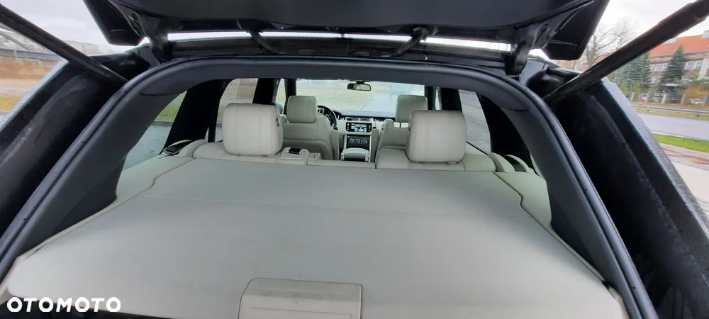 Land Rover Range Rover 4.4SD V8 AB Black - 35
