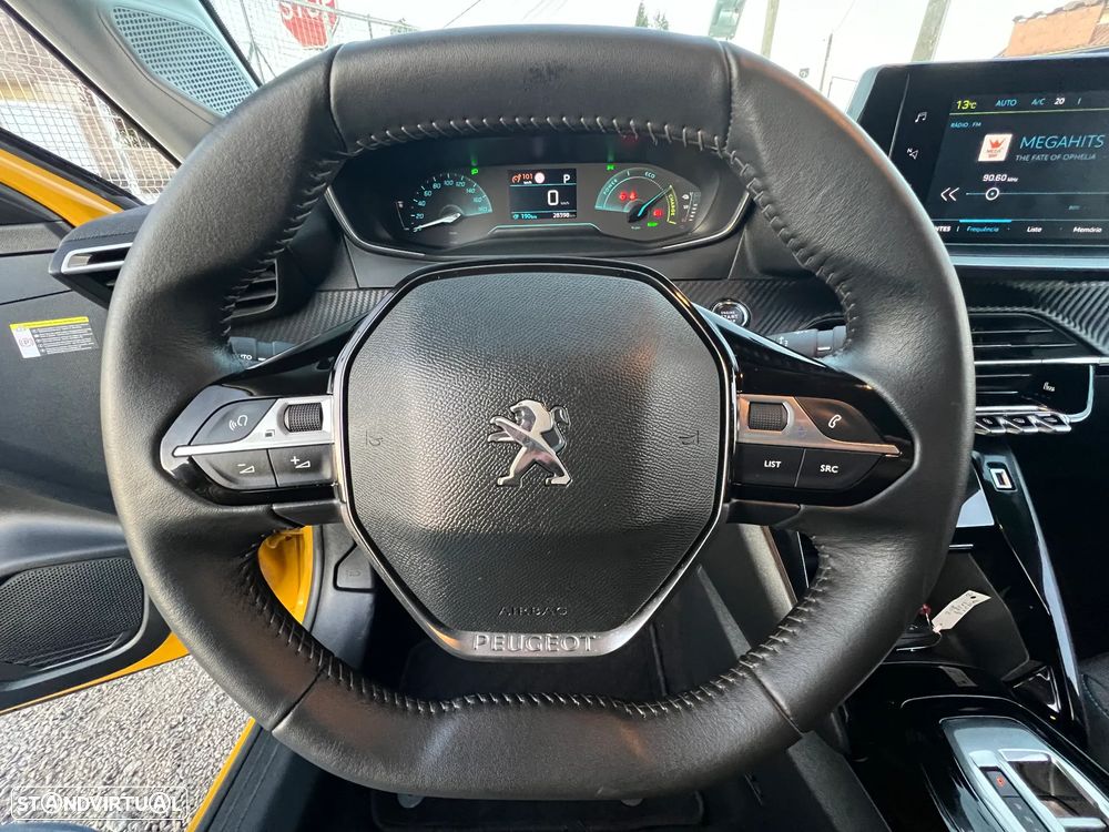 Peugeot e-208 Allure Pack - 20